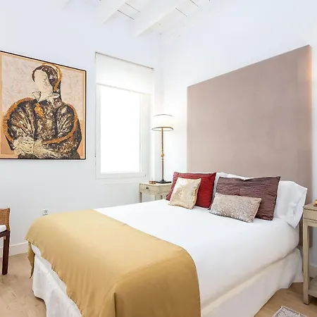 Genteel Julio Cesar Apartment *